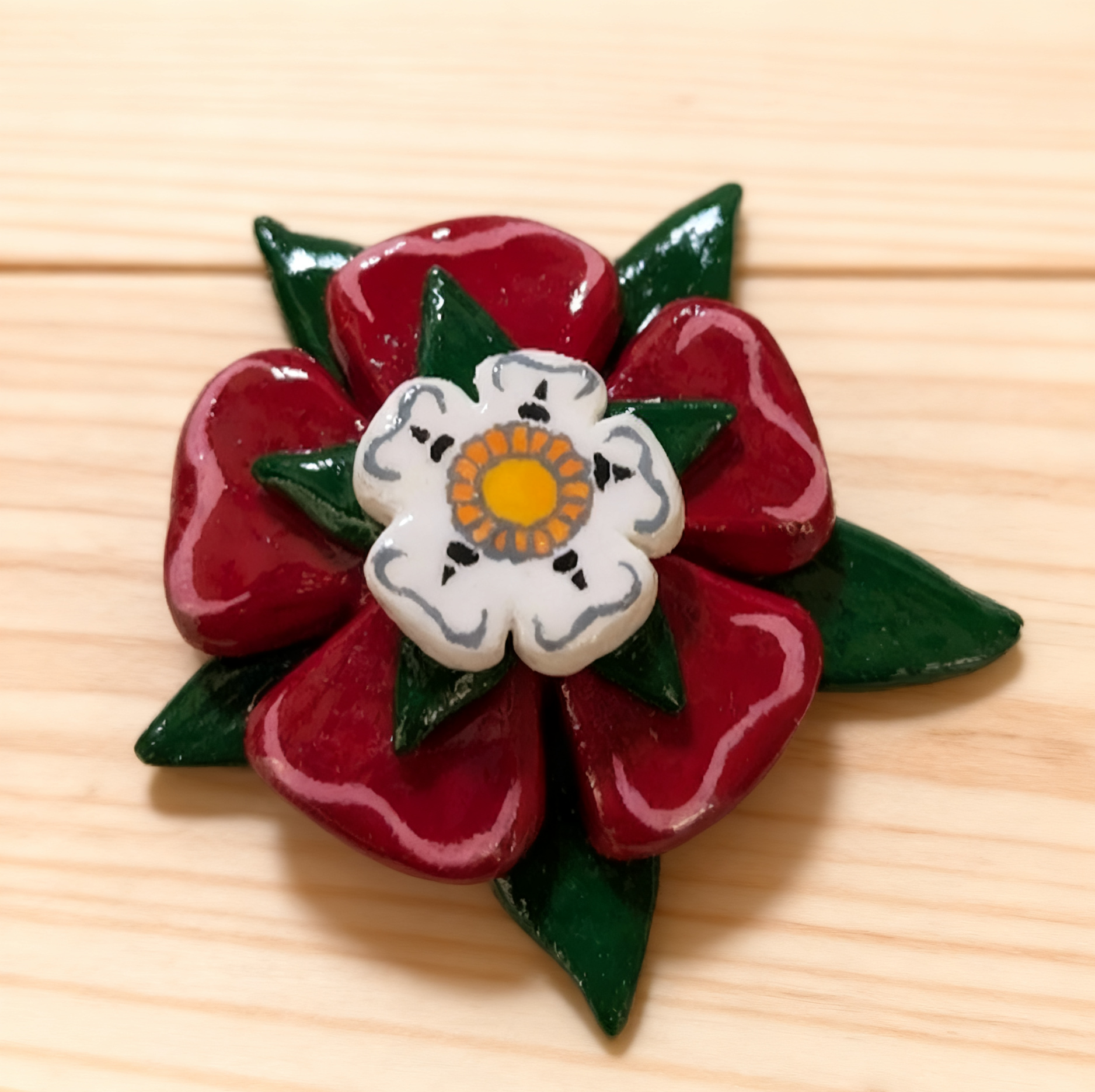 Tudor Rose/Yorkshire Rose (Can be made in to Fridge Magnet or Pin) –  LittleMole Studio